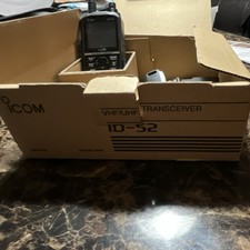 *JAPAN* Icom ID-52 VHF/UHF