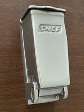 Cendrier vertical SNCF : Laurent DELABIE - Train & chemin de fer