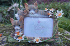 NA0780  PROMOTION CADRE  PHOTO    FIGURINE  STATUETTE CHAT AVEC MARGUERITE 22 CM