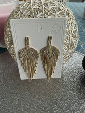 boucles d'oreilles pendantes