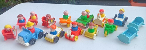 Lot voitures figurines - 10,