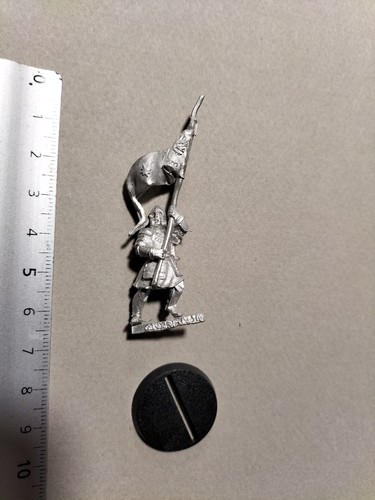 Minas tirith standart bearer - minas,