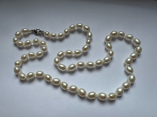 Collier perles eau - de,