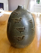 Vase aux oiseaux signé CA