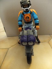 Moto violette  à frictions   Action Man   Hasbro avec le motard Action Man