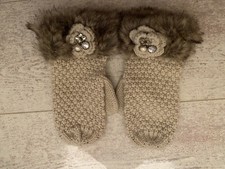 Mitaines tricotées avec détail perlé et poignets en fourrure Faur