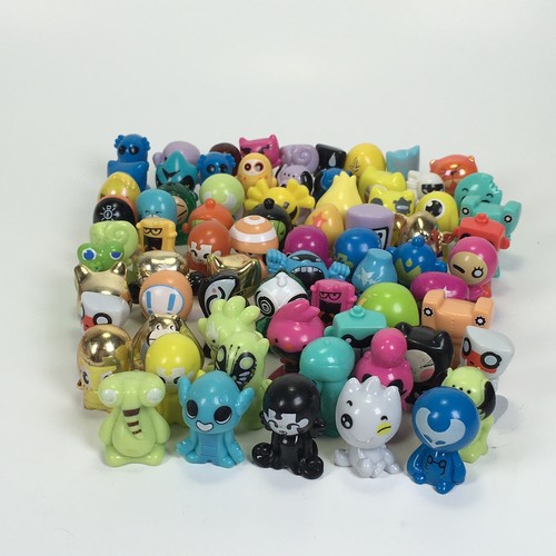 Gogo crazy bones lot 73 - lot, of