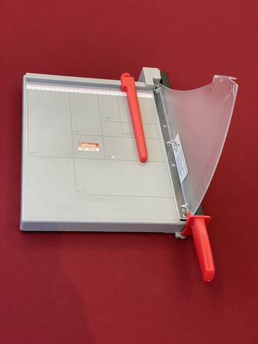 Massicot coupe papier - a6,
