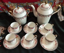 Service à café en porcelaine