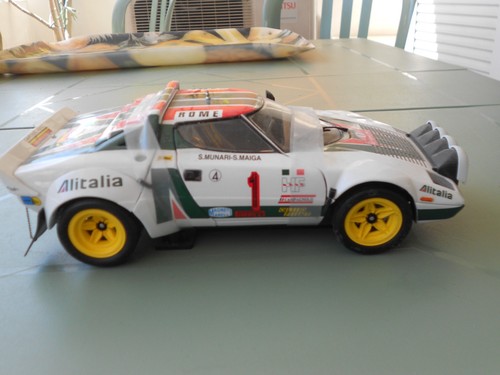 Miniature lancia stratos - lancia,
