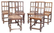 Suite de 6 chaises lorraine à dossier à barreaux