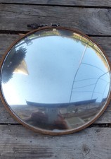 Œil de sorcière dans cercle