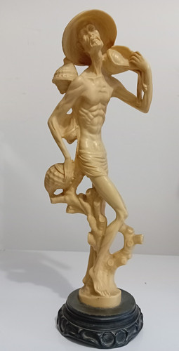 Statue agriculteur asiatique