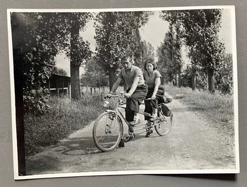 Photo ancienne 1936 - couple, sur