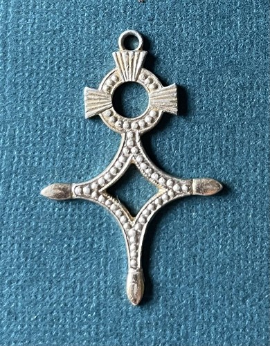 Pendentif argent croix du - en,