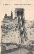 Marseille - Nacelle élévatrice Notre Dame De La Garde