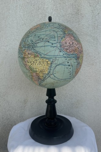 Ancien globe terrestre - , j