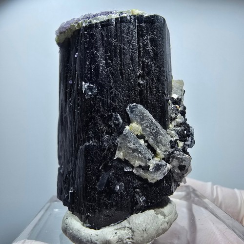 Cube fluorite muscovite - de,