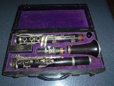 Ancienne clarinette Barbe et fils Etoile du Nord en valise de transport