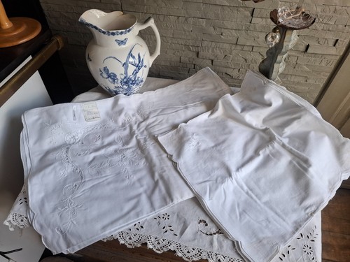 Lot nappe et - lot, 12