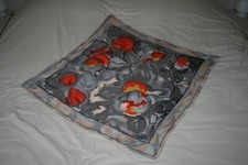 Foulard carré en soie Loris