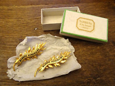 2 anciennes insignes broches