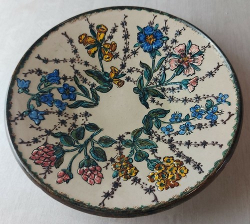 Ancienne grande assiette - , /