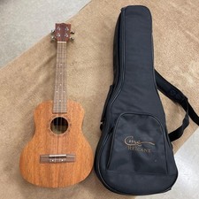 Ukulele with case Cave Hricane