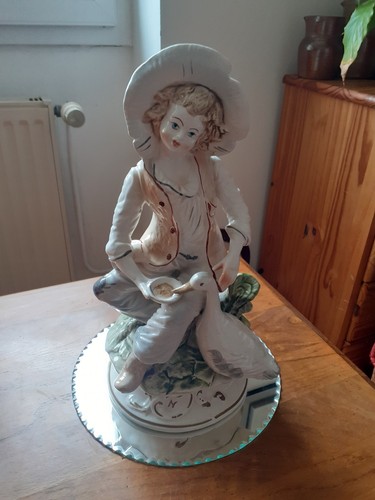 Figurine ancienne - , en