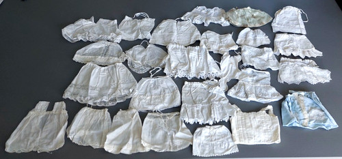 Lot vêtements anciens - lot,