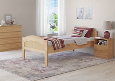 Lit haut en bois massif