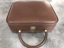 Petite VALISE De Toilette MALETTE Jouet Accessoires Poupée VINTAGE MARRON + Clé