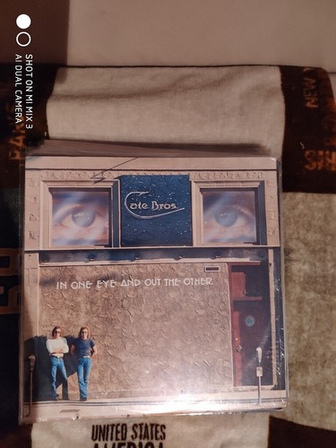 Cat bros one eye - lp, out