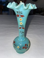 Ancien vase en opaline bleue