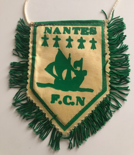 Rare vintage petit fanion - vintage, --