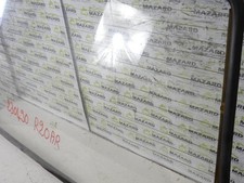 Lunette arriere renault - arriere,
