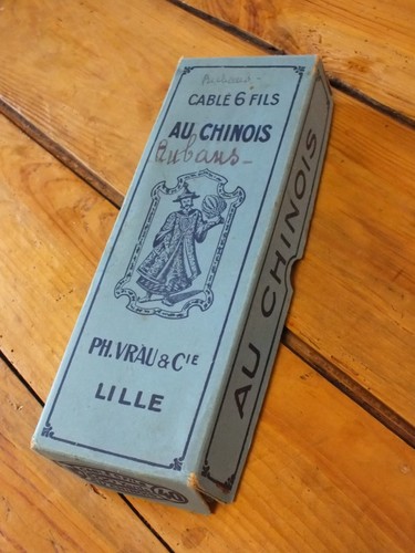 Ancienne boite vide fils au - ancienne,
