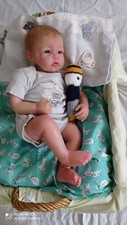bébé reborn éveillé Tom