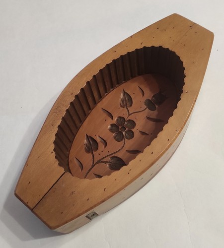 Ancien grand moule beurre - grand,
