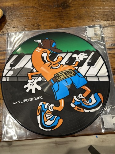 Serato trak running man - a,
