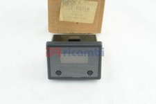 Montre Digitale Carrée Outils