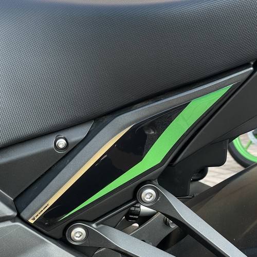 Autocollant moto sous selle - moto,