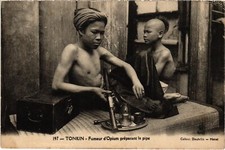 PC TONKIN FUMEUR D'OPIUM
