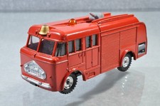 BK446 Dinky Toys GB #276 Bedford Miles Airport Fire Tender R/-
