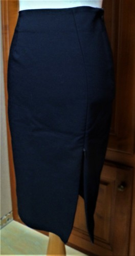 Jupe droite stretch fendue