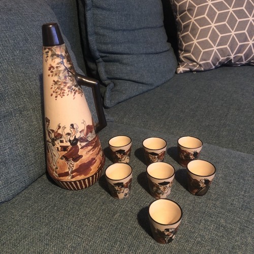 Service liqueur gres de - a,