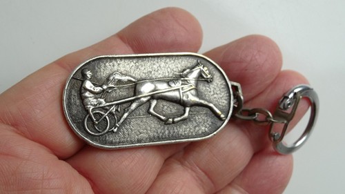 Ancien porte clé - , cheval