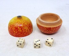 Petite boite ancienne pour