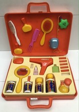 Valise accessoires maquillage