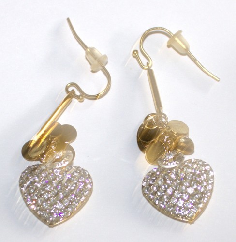 Superbes clous oreilles - superbes,